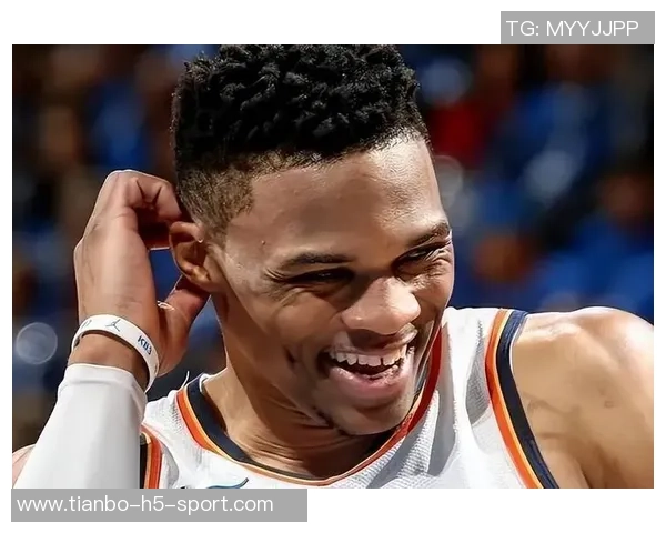 杰弗森呼吁给予威少机会回顾安东尼短暂离开联盟的经历